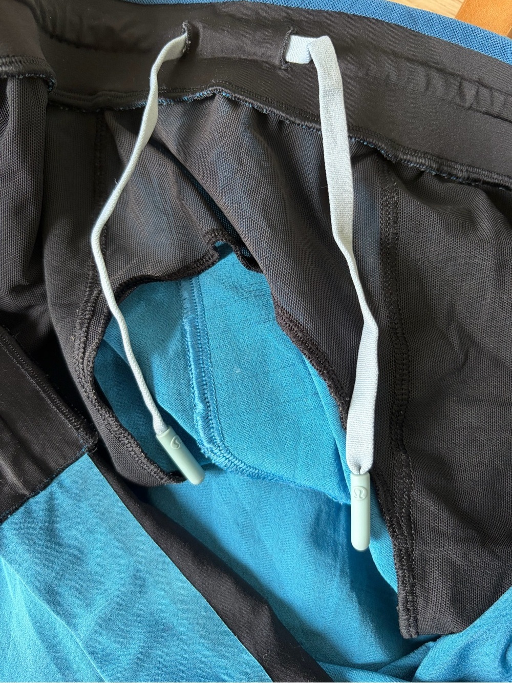 Lululemon Surge Linerless Shorts Teal XL - Picture 3 of 8
